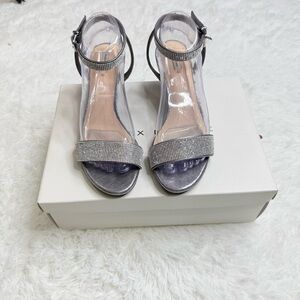 Alex Marie Nallie Rhinestone Heels Silver Strappy Sandals Size 9M Dressy Evening